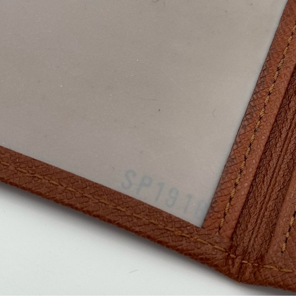 Louis Vuitton BiFold ID Holder - Picture 5 of 7